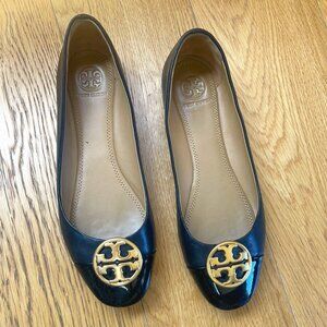 Torch Burch Classic Black Flat